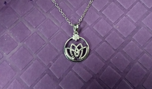 A Tanache Signature Diamond Pendant Worth Dhs 735! A Tanache Signature Diamond Pendant Worth Dhs 735!
